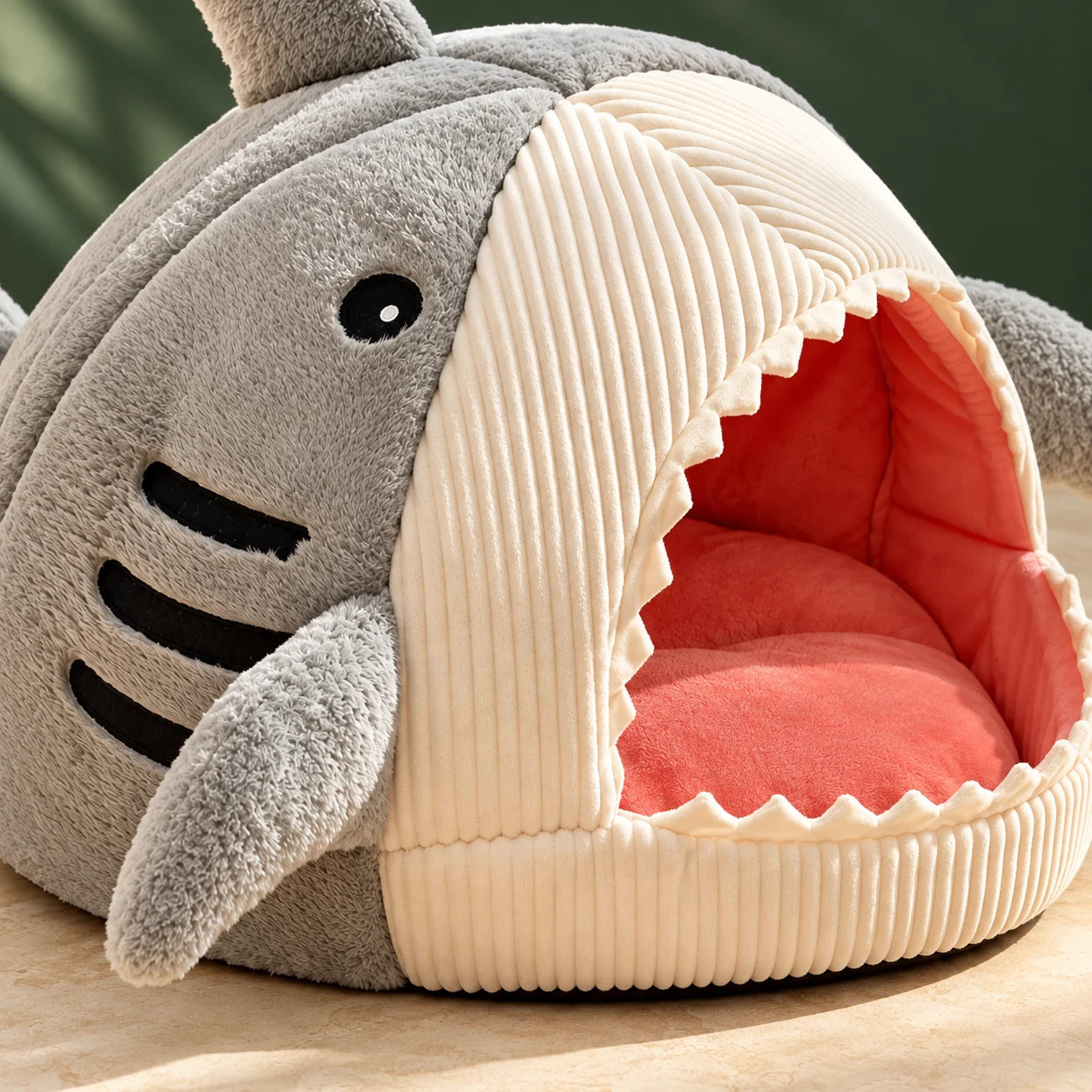 Cozy Cave Portable Winter Cat Bed with Soft Cushion